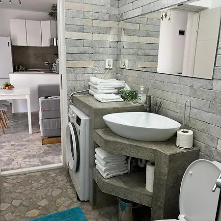 Luxus Airport Apartmán Kluž