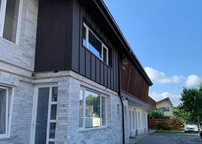 Luxus Airport דירה *